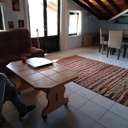 Hotel apartamentowy Hix Garden *