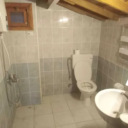 Hotel apartamentowy Hix Garden