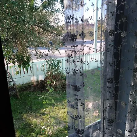 Hotel apartamentowy Hix Garden